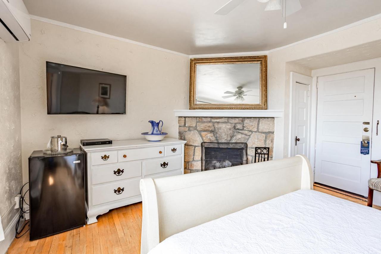 Echo Mountain Inn Hendersonville Ngoại thất bức ảnh