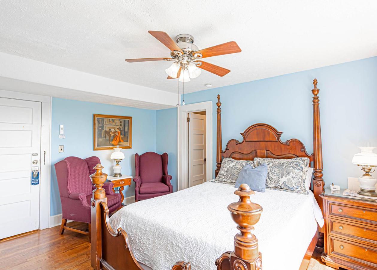 Echo Mountain Inn Hendersonville Ngoại thất bức ảnh